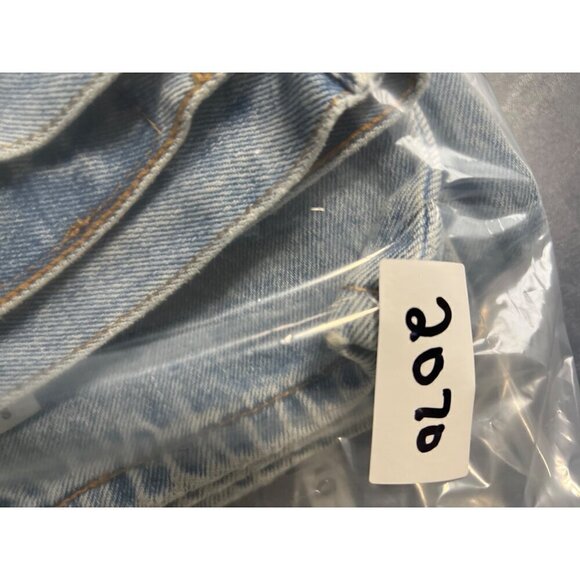 Levis 550 Relaxed Fit Tapered Leg Jeans Womens 14 Petite Light Wash - Picture 12 of 12